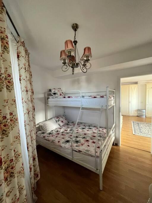 Central Apartment With Panoramic View Braşov Buitenkant foto