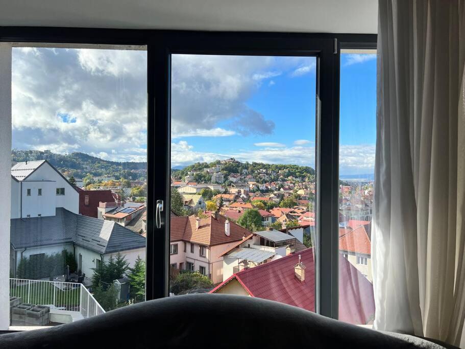 Central Apartment With Panoramic View Braşov Buitenkant foto