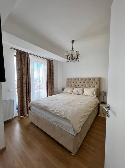 Central Apartment With Panoramic View Braşov Buitenkant foto